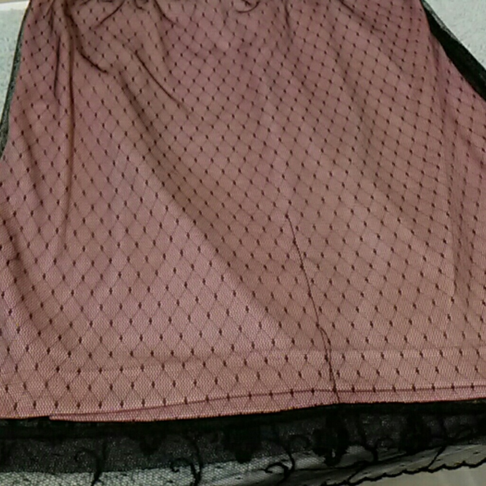 Skirt/Slip - Picture 2 of 3